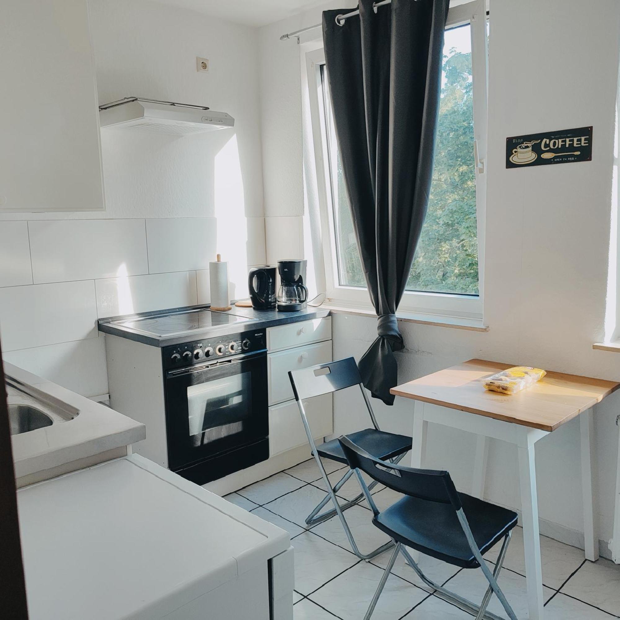Ferienwohnung Monteurwohnung Messewohnung Duisburg Sued Grenze Duesseldorf 6 Personen Εξωτερικό φωτογραφία