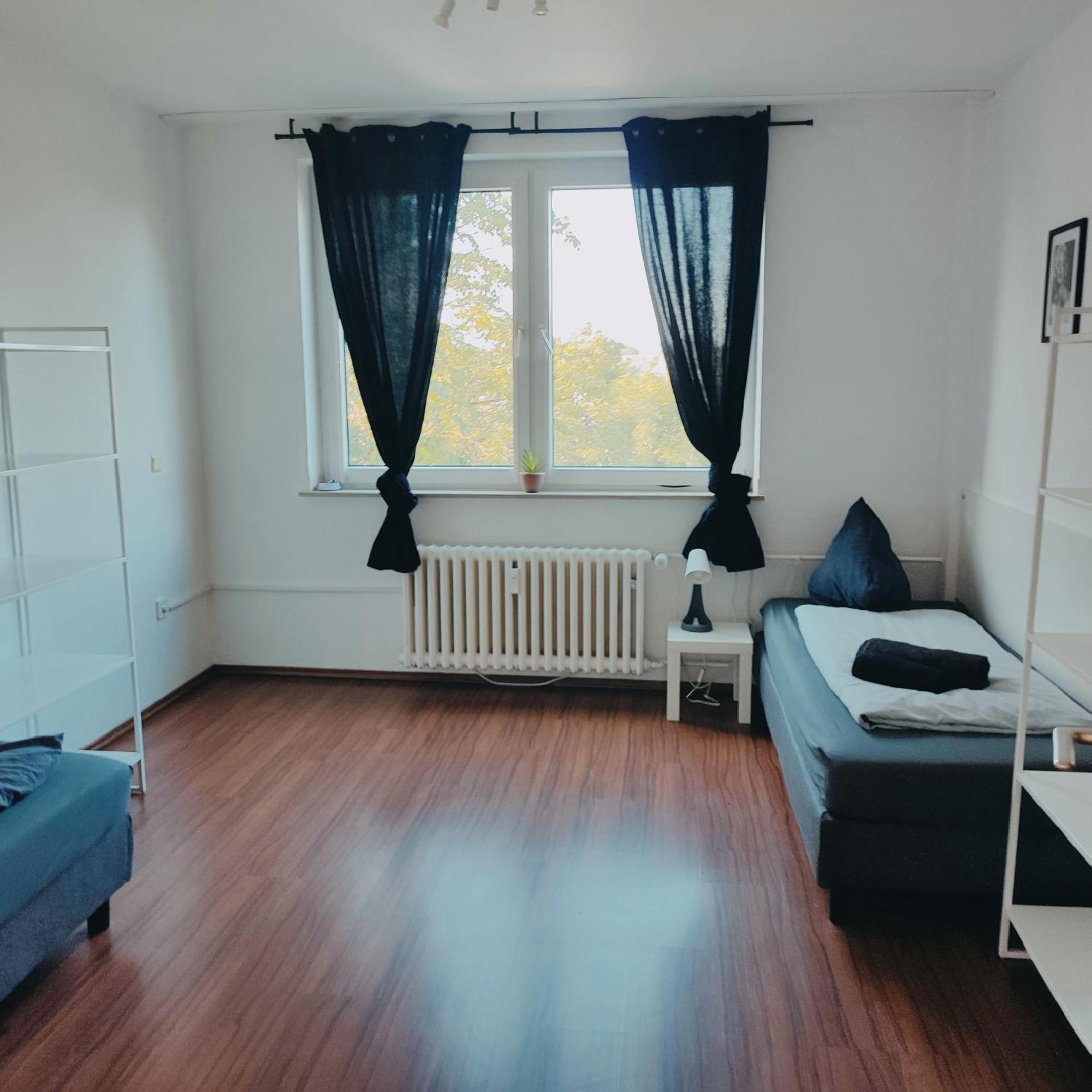 Ferienwohnung Monteurwohnung Messewohnung Duisburg Sued Grenze Duesseldorf 6 Personen Εξωτερικό φωτογραφία